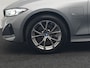 BMW 3-Serie Touring 320e Sportline FACELIFT Plug In Hybrid Dealer O.H PHEV | Panodak | Widescreen Navi | Harman Kardon | Camera | Keyless | Stuurverwarming | Apple Carplay | BLIS |