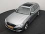 BMW 3-Serie Touring 320e Sportline FACELIFT PHEV Dealer O.H | Panodak | Widescreen Navi | Harman Kardon | Camera | Keyless | Stuurverwarming | Apple Carplay | BLIS | Plug In Hybrid