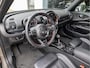 MINI Clubman 2.0 Cooper S Chili Serious Business JCW *Pano | ACC | Keyless | Navi | Clima | Cruise | Leder | Stoelverw. | Camera | Sfeerv.*