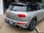 MINI Clubman 2.0 Cooper S Chili Serious Business JCW *Pano | ACC | Keyless | Navi | Clima | Cruise | Leder | Stoelverw. | Camera | Sfeerv.*