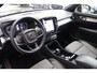 Volvo XC40 T4 Recharge Plus Dark | Stoelverwarming | Trekhaak | Parkeercamera| H/K | Keyless | Glossy Black