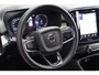 Volvo XC40 T4 Recharge Plus Dark | Stoelverwarming | Trekhaak | Parkeercamera| H/K | Keyless | Glossy Black