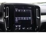 Volvo XC40 T4 Recharge Plus Dark | Stoelverwarming | Trekhaak | Parkeercamera| H/K | Keyless | Glossy Black