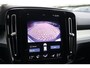 Volvo XC40 T4 Recharge Plus Dark | Stoelverwarming | Trekhaak | Parkeercamera| H/K | Keyless | Glossy Black