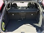Volvo XC60 2.0 T6 Plug-in hybrid AWD Ultra Black Edition | SOH: 100% | 22"velgen | Trekhaak | Adaptieve Cruise Control | Panoramadak | Harman Kardon Audio | Parkeercamera |  Stoel-/Stuurverwarming | Dodehoek Detectie |