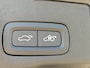 Volvo XC60 2.0 T6 Plug-in hybrid AWD Ultra Black Edition | SOH: 100% | 22"velgen | Trekhaak | Adaptieve Cruise Control | Panoramadak | Harman Kardon Audio | Parkeercamera |  Stoel-/Stuurverwarming | Dodehoek Detectie |