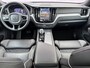 Volvo XC60 2.0 T6 Plug-in hybrid AWD Ultra Black Edition | SOH: 100% | 22"velgen | Trekhaak | Adaptieve Cruise Control | Panoramadak | Harman Kardon Audio | Parkeercamera |  Stoel-/Stuurverwarming | Dodehoek Detectie |