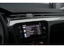 Volkswagen Passat Variant 1.4 TSI PHEV GTE Business | Pano | Trekhaak | Camera |