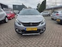 Peugeot 2008 1.2 PureTech Allure, panorama dak, navi, distributie van 2025.