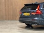 Volvo V60 T6 AWD Recharge Ultra Dark | Trekhaak | Schuifdak | Head-Up Display | Harman Kardon | Adaptieve Cruise Control | Stoelverwarming voor+achter | Stuurwielverwarming | Full LED Meesturende koplampen | Parkeercamera | Pilot Assist | BLIS Dode Hoek Detectie | Elektrische voorstoelen geheugen | Lederen bekleding | Zitting verlenging voorstoelen | Lederen dashboard | 18 Inch | Google Infotainment | Keyless Drive | Parkeersensoren voor+achter | Privacy Glass | Elektrisch bedienbare achterklep | DAB Radio | Apple Carplay/Android Auto | Volvo On Call met mobiele App functie | Denim Blue Metallic |