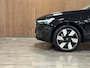 Volvo XC60 T6 AWD Recharge Ultra Dark | Head-Up Display | Harman Kardon | Adaptieve Cruise Control | Stoelverwarming voor+Achter | Stuurwielverwarming | Full LED Meesturende koplampen | Pilot Assist | BLIS Dode Hoek Detectie | Schuifdak | 20 Inch | Parkeercamera | Elektrische voorstoelen geheugen | Lederen bekleding | Zitting verlenging voorstoelen | Lederen dashboard | Google Infotainment | Keyless Drive | Parkeersensoren voor+achter | Elektrisch bedienbare achterklep | DAB Radio | Apple Carplay/Android Auto | Draadloos telefoon opladen | Volvo On Call met mobiele App functie | Onyx Black Metallic |
