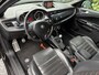 Alfa Romeo Giulietta 1.4 T Distinctive | Leer | Navi | Autom. Airco | Cruise Control | LMV | Trekhaak | Stoelverwarming | Sportstoelen | APK tot 24-03-2027!