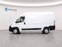 Opel Movano L2H2 3,3t 140pk | BPM VRIJ | Achteruitrijcamera | Laadruimtescheidingswand gesloten (zonder Raam) | Lendensteun Stoel voor links