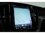 Volvo XC60 2.0 B4 R-Design | Pano-dak | 360 camera | ACC | 21 inch | Sportstoelen | H&K Audio |
