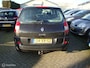 Renault Scenic 2.0-16V Tech Line