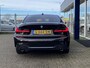 BMW 3-Serie 330e M Sport High Executive / Automaat / NL-Auto / 55.000 Km / Dealer-Onderhouden / Vol-Leder / Schuif-Kanteldak / Head-Up Display / Digitaal Dashboard / LED / DAB / Apple-Carplay&Android-Auto / Navi / Rondom Camera's / Stuur+Stoelverwarming / Flippers / Cruise-Control / Climate-Control / ELKTR-Pakket / PDC / LMV 19'' / ENZ.