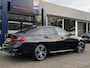 BMW 3-Serie 330e M Sport High Executive / Automaat / NL-Auto / 55.000 Km / Dealer-Onderhouden / Vol-Leder / Schuif-Kanteldak / Head-Up Display / Digitaal Dashboard / LED / DAB / Apple-Carplay&Android-Auto / Navi / Rondom Camera's / Stuur+Stoelverwarming / Flippers / Cruise-Control / Climate-Control / ELKTR-Pakket / PDC / LMV 19'' / ENZ.