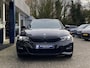 BMW 3-Serie 330e M Sport High Executive / Automaat / NL-Auto / 55.000 Km / Dealer-Onderhouden / Vol-Leder / Schuif-Kanteldak / Head-Up Display / Digitaal Dashboard / LED / DAB / Apple-Carplay&Android-Auto / Navi / Rondom Camera's / Stuur+Stoelverwarming / Flippers / Cruise-Control / Climate-Control / ELKTR-Pakket / PDC / LMV 19'' / ENZ.