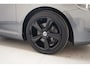 Volvo V40 2.0 T2 Summum [ Navigatie Stoelverwarming Cruise control ]