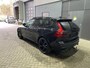 Volvo XC60 T6 Plug-in hybrid Ultra Black Edition | Bowers&Wilkins | Luchtvering | Trekhaak | Massage |