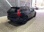 Volvo XC60 T6 Plug-in hybrid Ultra Black Edition | Bowers&Wilkins | Luchtvering | Trekhaak | Massage |