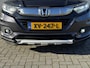 Honda HR-V 1.5 i-VTEC Executive / Open dak / Trekhaak / Winter en Zomer Set /