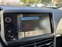 Peugeot 208 1.2 VTi Active // Schermradio //