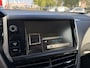 Peugeot 208 1.2 VTi Active // Schermradio //