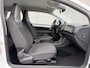 Volkswagen Up! 1.0 Handgeschakeld / Dealer Onderhouden / Stoelverwarming / Multimedia Bluetooth / Airco / Centrale deurvergrendeling / Elektr. Ramen / Rijstrooksensor /