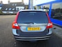 Volvo V70 2.5 T SUMMUM,AUT,LEDER,17 INCH,TREKH, NW STAAT!