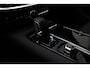 Volvo V60 2.0 T6 Plug-in hybrid AWD Essential | Bright dusk metallic | Lederen bekleding | Extra getint glas | Donkere hemelbekleding | Park assist voor- en achter | 19'' 5-triple spaaks velgen | Buitenspiegels dimmend | Verwarmbaar stuurwiel | Verwambare voorstoelen | Blind spot | Adaptive cruise control |