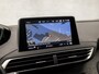 Peugeot 3008 1.2 PureTech Allure Sport (PANORAMADAK, APPLE CARPLAY, GROOT NAVI, PARKEERSENSOREN, SPORTSTOELEN, SFEERVERLICHTING, CRUISE, NIEUWE APK, NIEUWSTAAT)