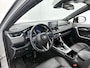 Toyota RAV4 2.5 Hybrid AWD Bi-Tone | JBL | 1.650 KG Trekgewicht | Stoelverwarming | Apple Carplay / Android Auto | Navigatie |