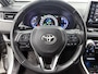 Toyota RAV4 2.5 Hybrid AWD Bi-Tone | JBL | 1.650 KG Trekgewicht | Stoelverwarming | Apple Carplay / Android Auto | Navigatie |