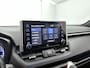 Toyota RAV4 2.5 Hybrid AWD Bi-Tone | JBL | 1.650 KG Trekgewicht | Stoelverwarming | Apple Carplay / Android Auto | Navigatie |