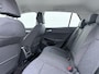 Volkswagen Golf 1.0 eTSI Life | Carplay | Camera | Parkeerhulp | ACC | Navi |