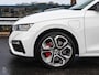 Skoda Octavia Combi 1.4 TSI RS iV PHEV Business 245 PK Panoramadak Matrix LED Camera Sfeerverlichting Stoelverwarming 19"