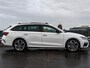 Skoda Octavia Combi 1.4 TSI RS iV PHEV Business 245 PK Panoramadak Matrix LED Camera Sfeerverlichting Stoelverwarming 19"