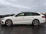 Skoda Octavia Combi 1.4 TSI RS iV PHEV Business 245 PK Panoramadak Matrix LED Camera Sfeerverlichting Stoelverwarming 19"