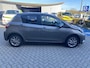 Toyota Yaris 1.5 HYBRID DYNAMIC TREKHAAK LM-VELGEN CRUISE BLUETOOTH DAB CAMERA