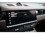 Porsche Cayenne Coupé 3.0 E-Hybrid 462pk Platinum Edition SportDesign | Pano | ACC | Trekhaak | 22'' Wielen | Bose | Achterasbesturing | Stoelventilatie | Sportuitlaat |