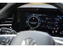 Volkswagen Passat Variant 1.5/272pk eHybrid R-Line Blackstyle|2024|Panoramadak|Trekhaak|Harman/Kardon|Matrix|PDC+360Camera+Assist|Cruise+ACC|19"Blackstyle