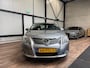 Toyota Avensis 1.8 VVTi Business / CLIMA / NAVI / CRUISE / Nieuwstaat