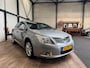 Toyota Avensis 1.8 VVTi Business / CLIMA / NAVI / CRUISE / Nieuwstaat