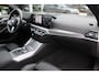 BMW i4 eDrive40 High Executive 84 kWh / Trekhaak / 360Camera / Head-up / Leder / 19'' / Navigatie / Stoelverwarming / DAB / Cruise Control
