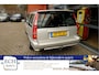 Volvo V70 2.5 144 pk, Lage km-stand! Airco, Trekhaak