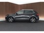 Volkswagen Tiguan 1.4 TSI 150pk Connected Series Trekhaak Navigatie Stoelverwarming