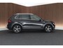 Volkswagen Tiguan 1.4 TSI 150pk Connected Series Trekhaak Navigatie Stoelverwarming