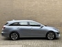 Kia Ceed Sportwagon 1.6 GDI 141pk PHEV DynamicLine | Adaptieve cruise | Camera | Afneembare trekhaak | Navigatie | Dodehoekdetectie | Lane assist | Apple CarPlay / Android Auto | LED | DAB | Keyless | Stoel&stuurverwarming | Volledig dealeronderhouden