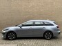Kia Ceed Sportwagon 1.6 GDI 141pk PHEV DynamicLine | Adaptieve cruise | Camera | Afneembare trekhaak | Navigatie | Dodehoekdetectie | Lane assist | Apple CarPlay / Android Auto | LED | DAB | Keyless | Stoel&stuurverwarming | Volledig dealeronderhouden